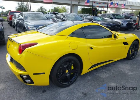 2010 Ferrari California из США, поврежденный, VIN ZFF65LJA2A0171436